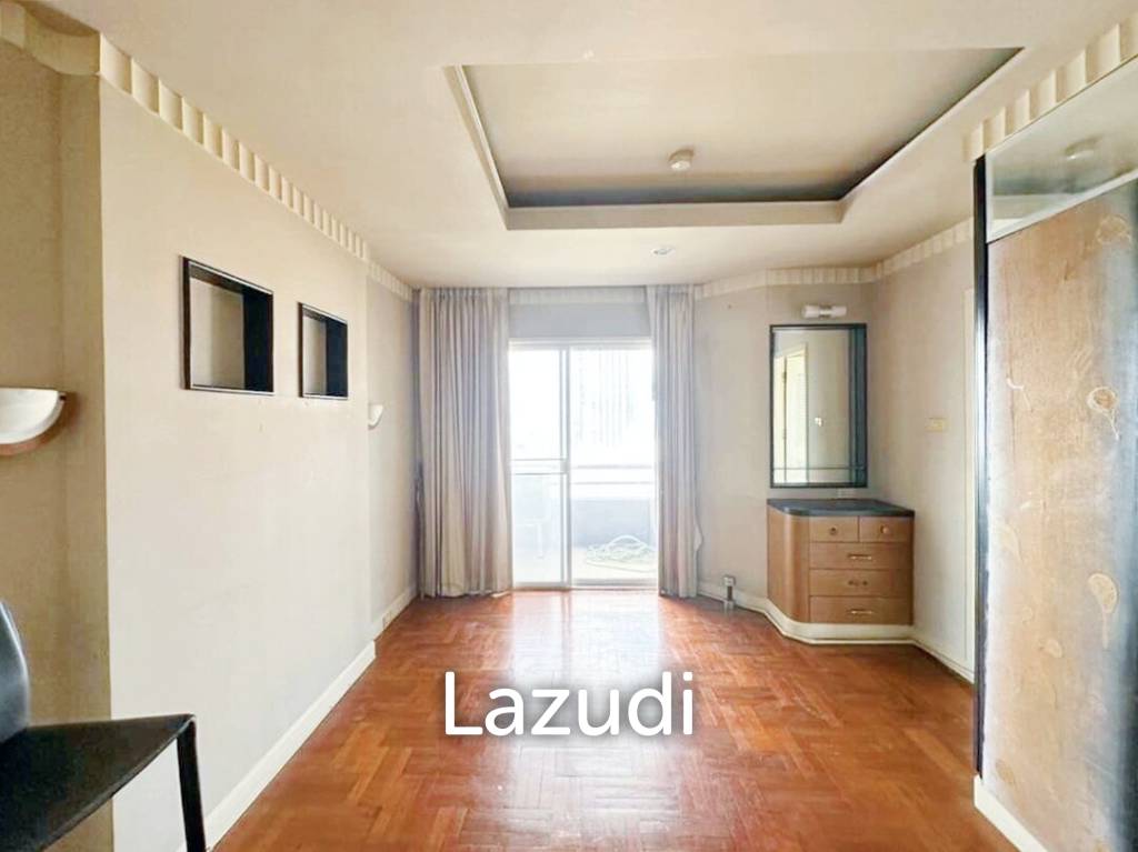 4 Bed 4 Bath 231 SQ.M Baan Kasemsan 1