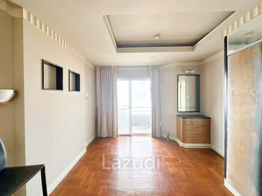 4 Bed 4 Bath 231 SQ.M Baan Kasemsan 1