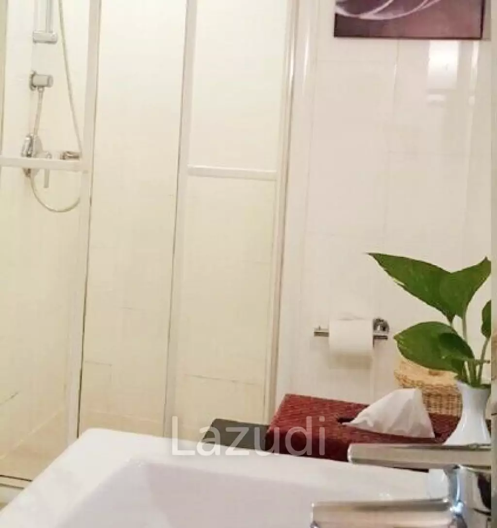 1 Bed 1 Bath 42 SQ.M At 21 Saladaeng