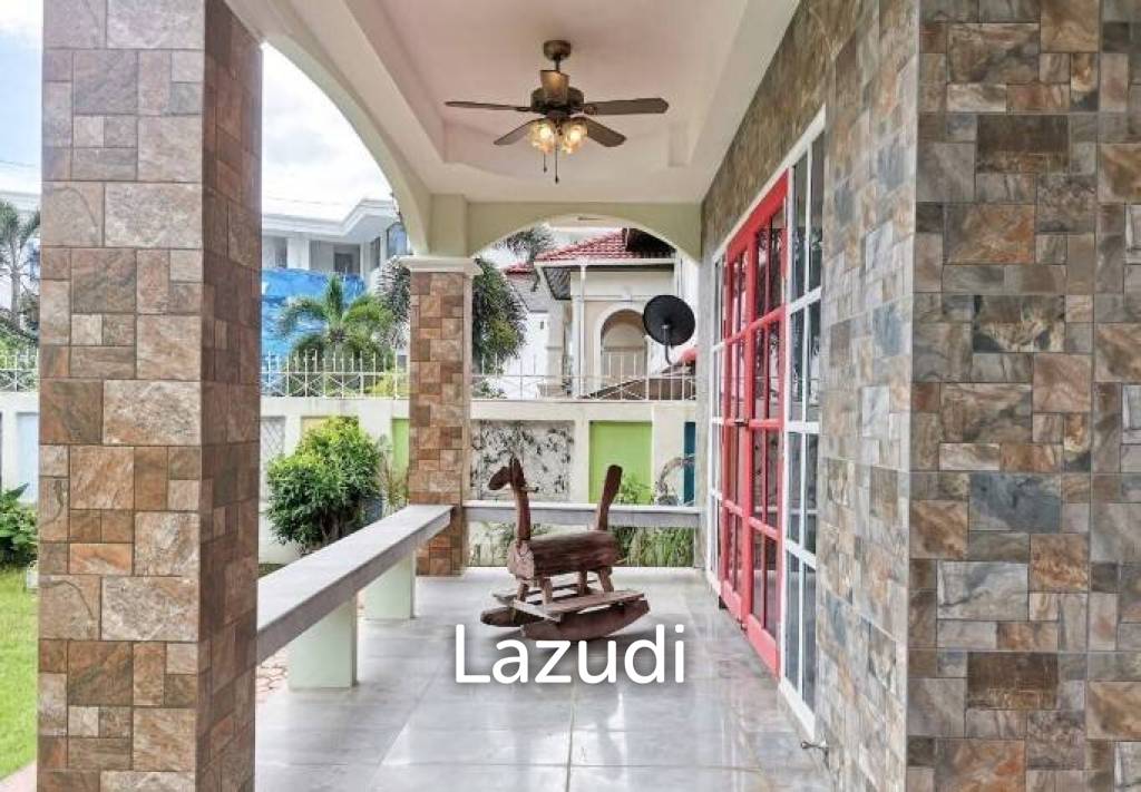 3 Beds 2 Baths 160 SQ.M. EK Thani Village