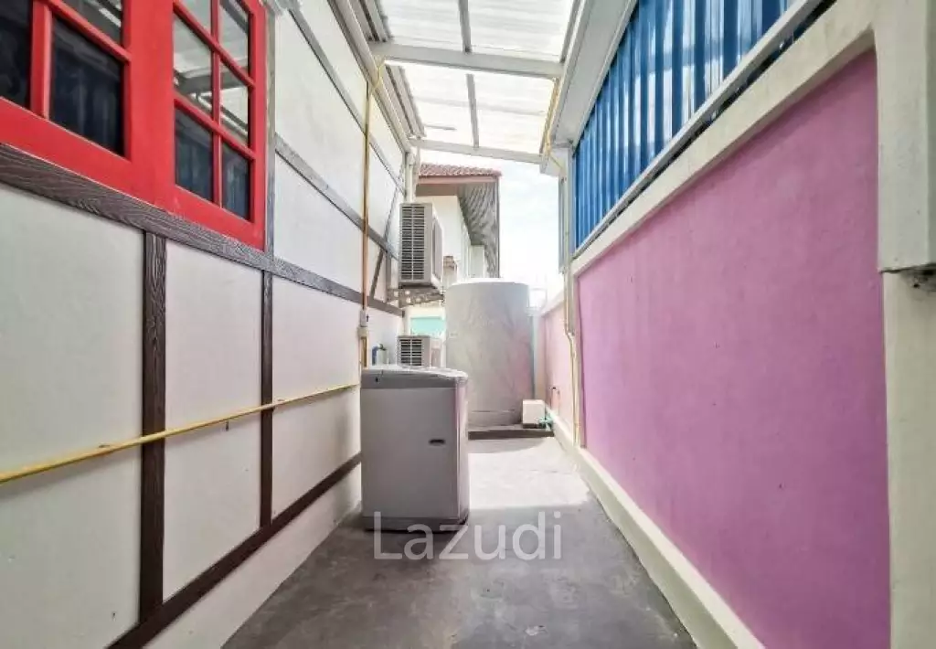 3 Beds 2 Baths 160 SQ.M. EK Thani Village