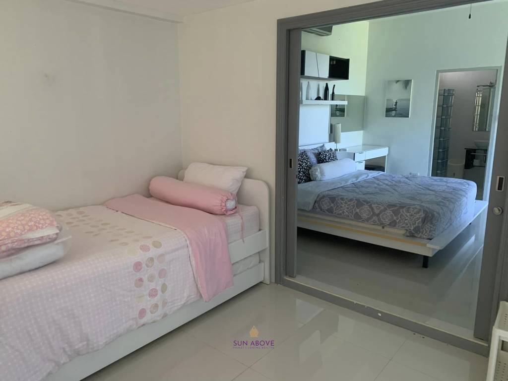 4 Bath 4 Bath Villa For Rent In Naiyang