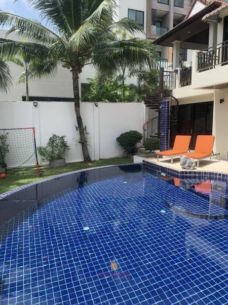 4 Bath 4 Bath Villa For Rent In Naiyang