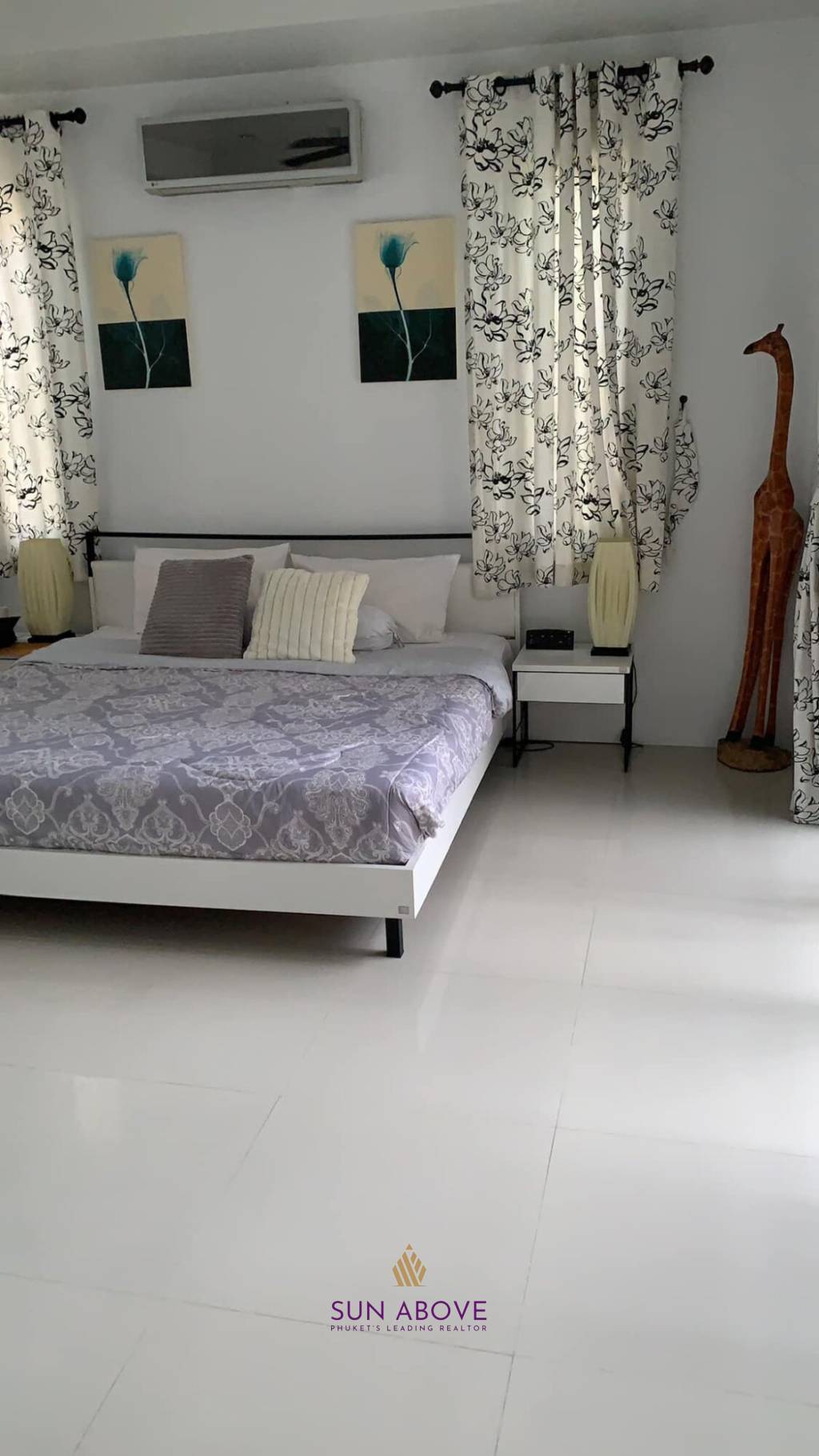 4 Bath 4 Bath Villa For Rent In Naiyang