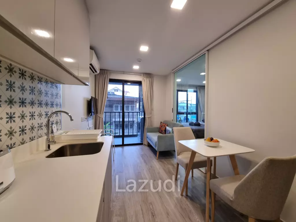MARVEST Condo: 1 Bedroom Condo in Town