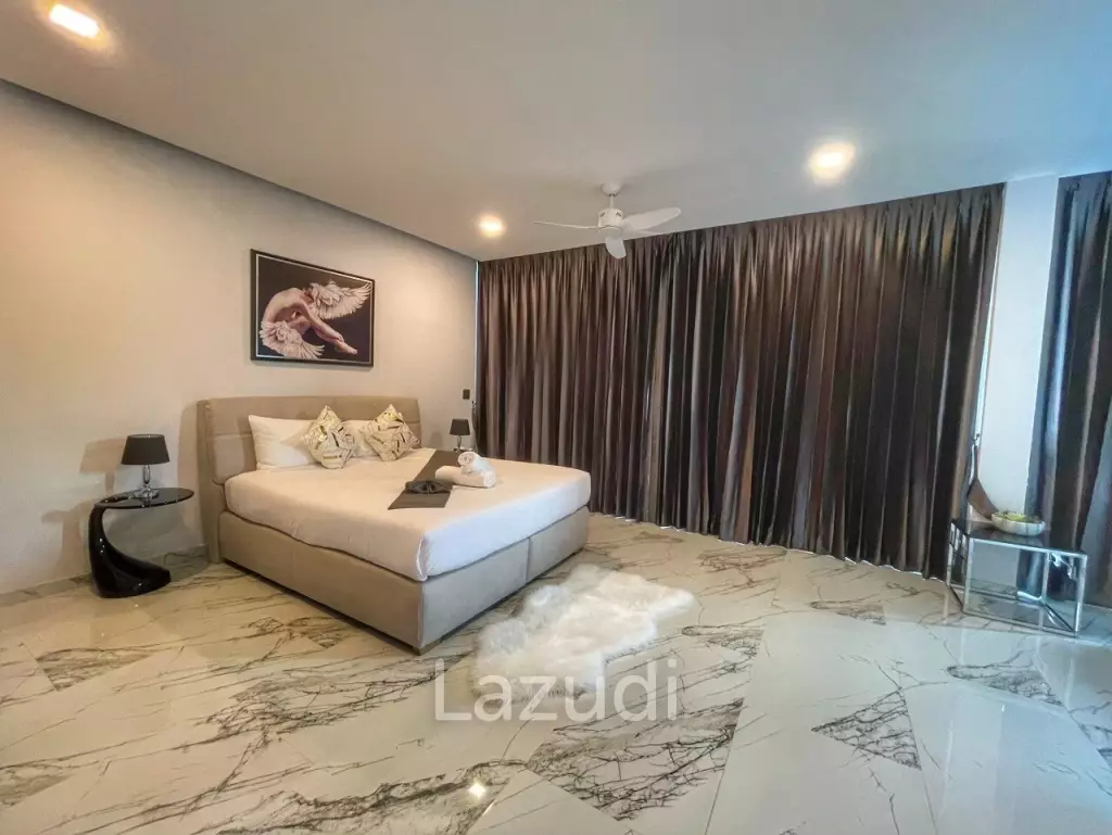 4 Beds 5 Baths 390 SQ.M. Villa in Bangsaray