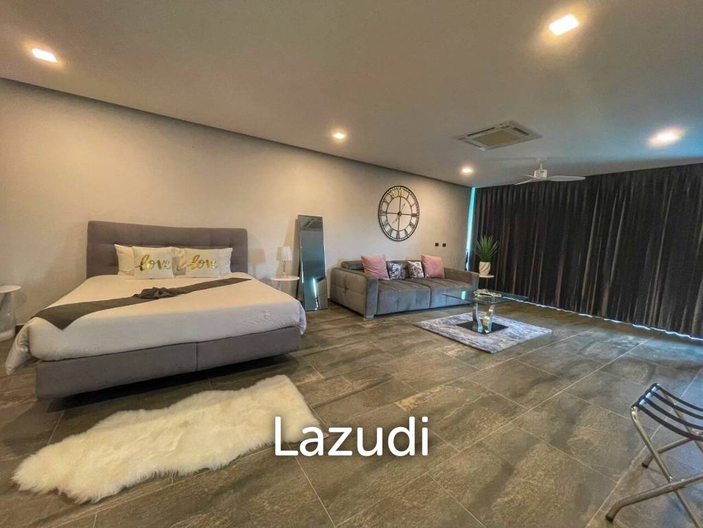4 Beds 5 Baths 390 SQ.M. Villa in Bangsaray