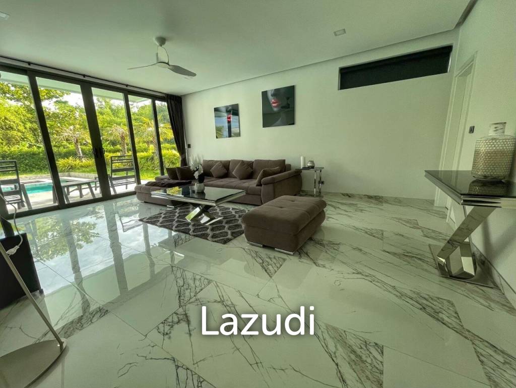 4 Beds 5 Baths 390 SQ.M. Villa in Bangsaray