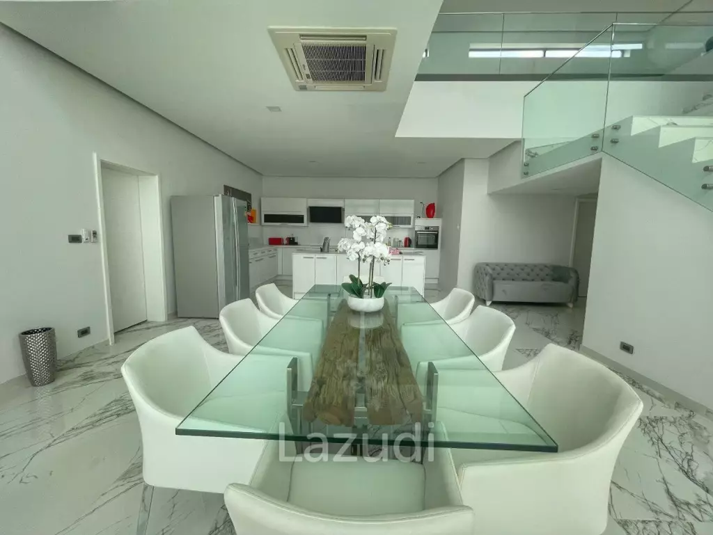 4 Beds 5 Baths 390 SQ.M. Villa in Bangsaray
