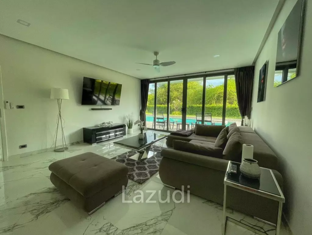 4 Beds 5 Baths 390 SQ.M. Villa in Bangsaray