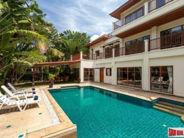 Lersuang | Spacious 5-Bedroom Pool Villa in Surin with Games Room ++
