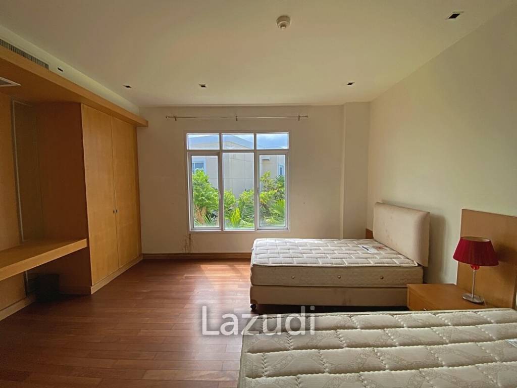 Great Deal! 2 Bed 2 Bath Condo At Blue Lagoon