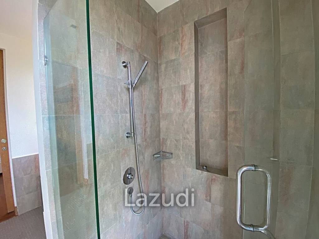 Great Deal! 2 Bed 2 Bath Condo At Blue Lagoon