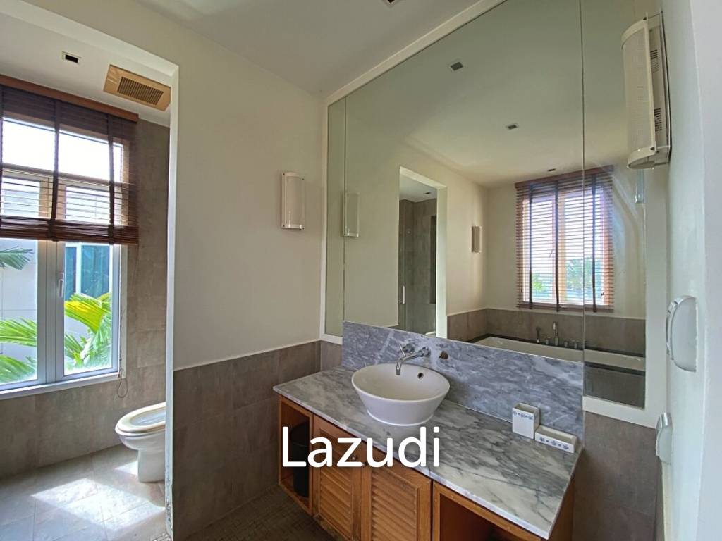 Great Deal! 2 Bed 2 Bath Condo At Blue Lagoon