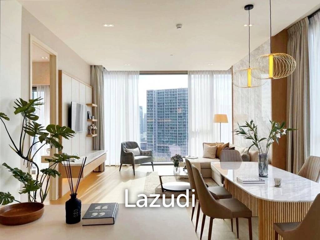 2 Bed 2 Bath 91 SQ.M The Strand Thonglor