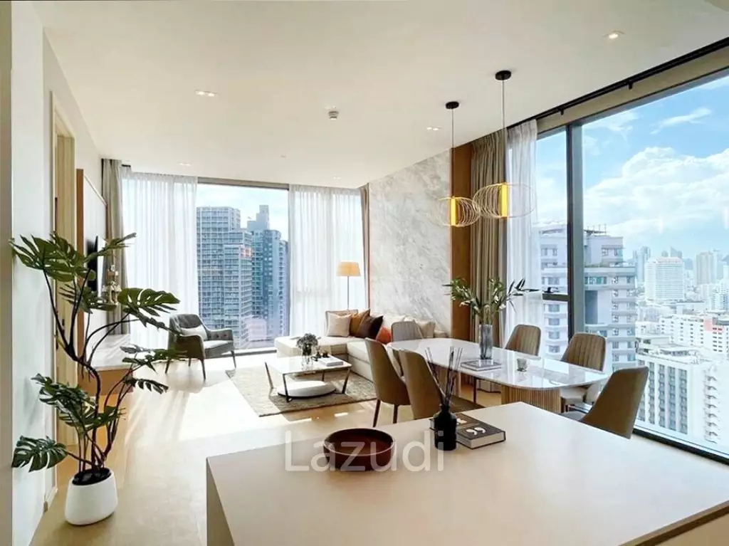 2 Bed 2 Bath 91 SQ.M The Strand Thonglor