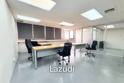 50 SQ.M Office at Jewellery Center Building
