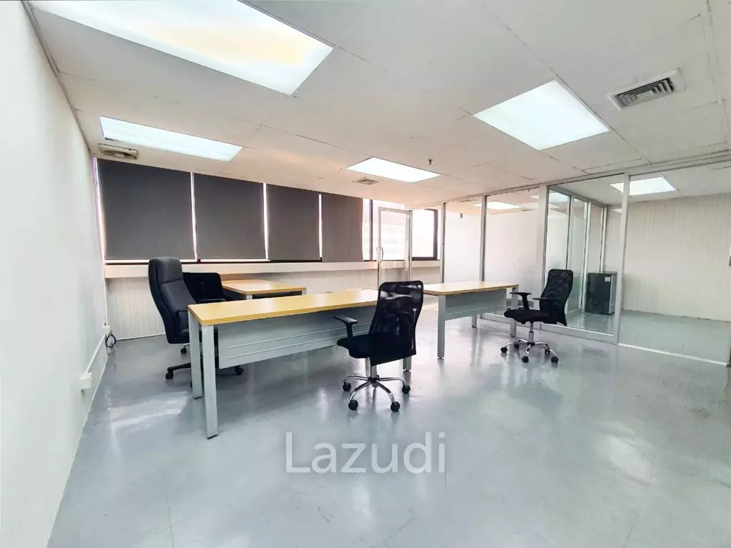 50 SQ.M Office at Jewellery Center Building