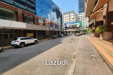 130 SQ.M Two Storey Shophouse on Patpong Soi 1 facing Surawong Street - Accepts Cannabis