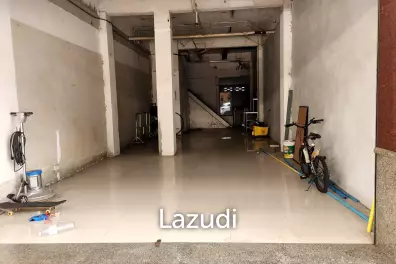 130 SQ.M Two Storey Shophouse On Patpong Soi 1 Facing Surawong Street - Accepts Cannabis