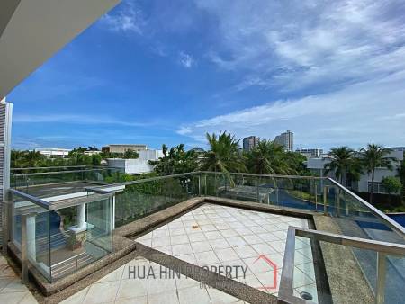 Great Deal! 3rd Floor 2 Bed 2 Bath Condo For Sale at Blue Lagoon - Sheraton