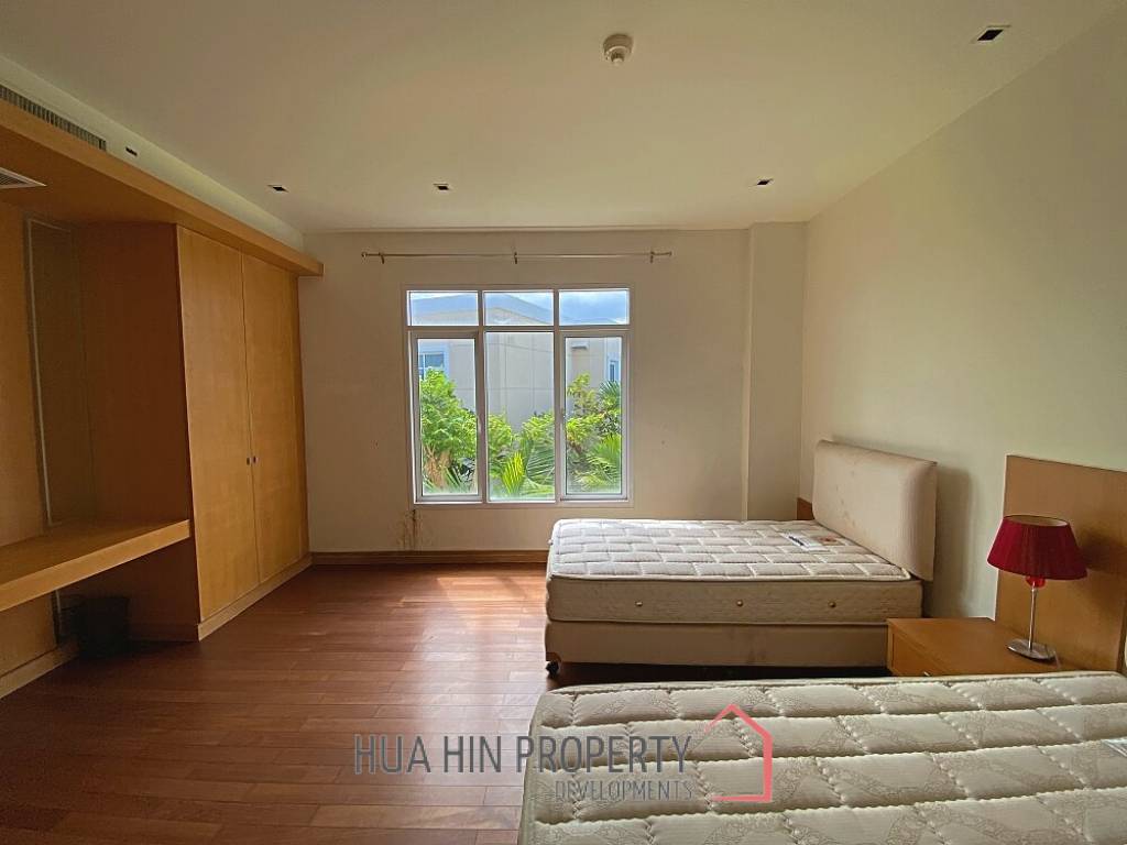 Great Deal! 3rd Floor 2 Bed 2 Bath Condo For Sale at Blue Lagoon - Sheraton