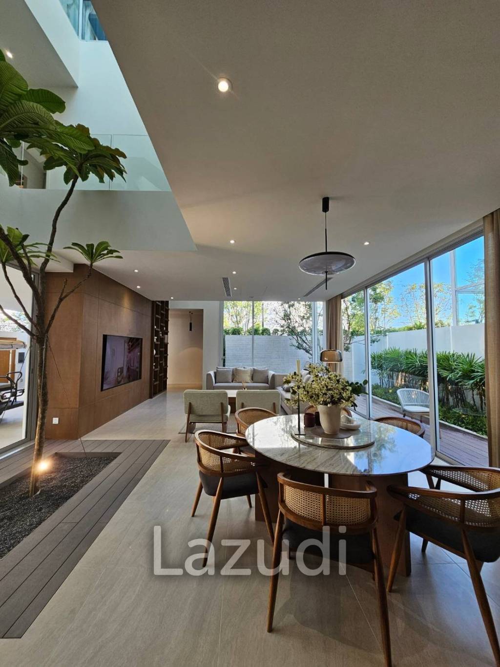 5 Bed 6 Bath 499 SQ.M Noble Terra Rama 9 - Ekamai