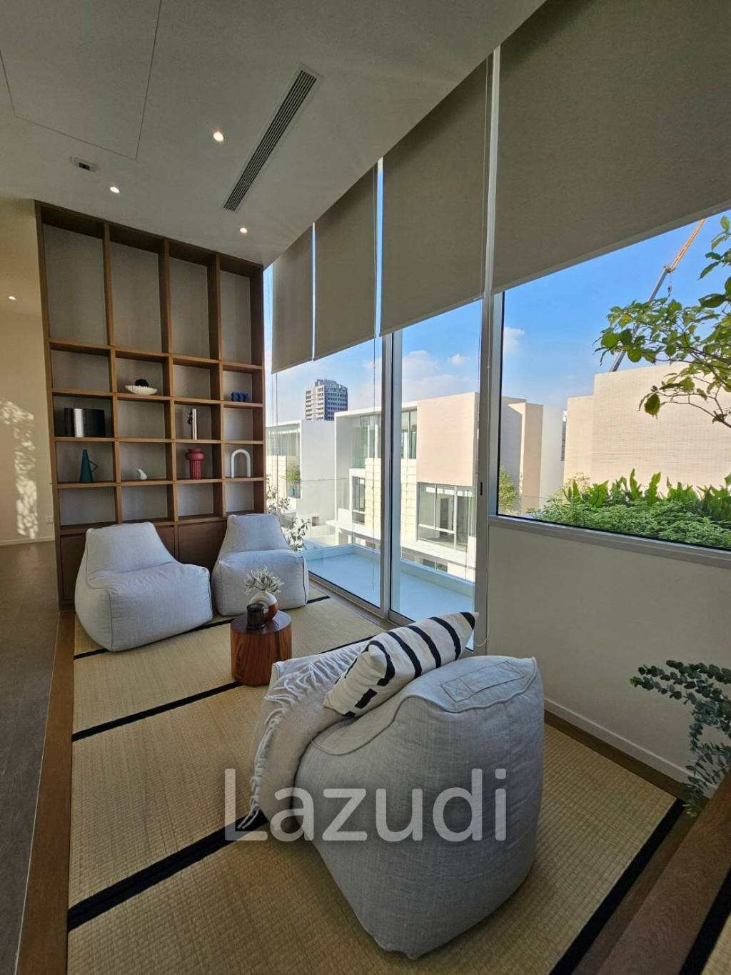 5 Bed 6 Bath 499 SQ.M Noble Terra Rama 9 - Ekamai