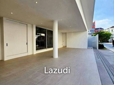 5 Bed 6 Bath 499 SQ.M Noble Terra Rama 9 - Ekamai