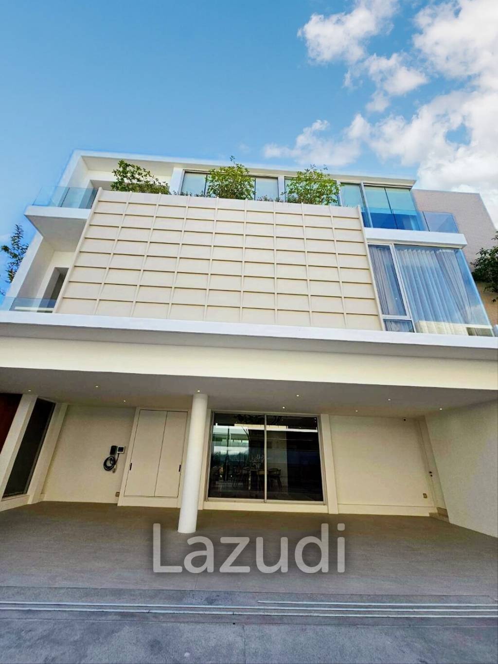 5 Bed 6 Bath 499 SQ.M Noble Terra Rama 9 - Ekamai