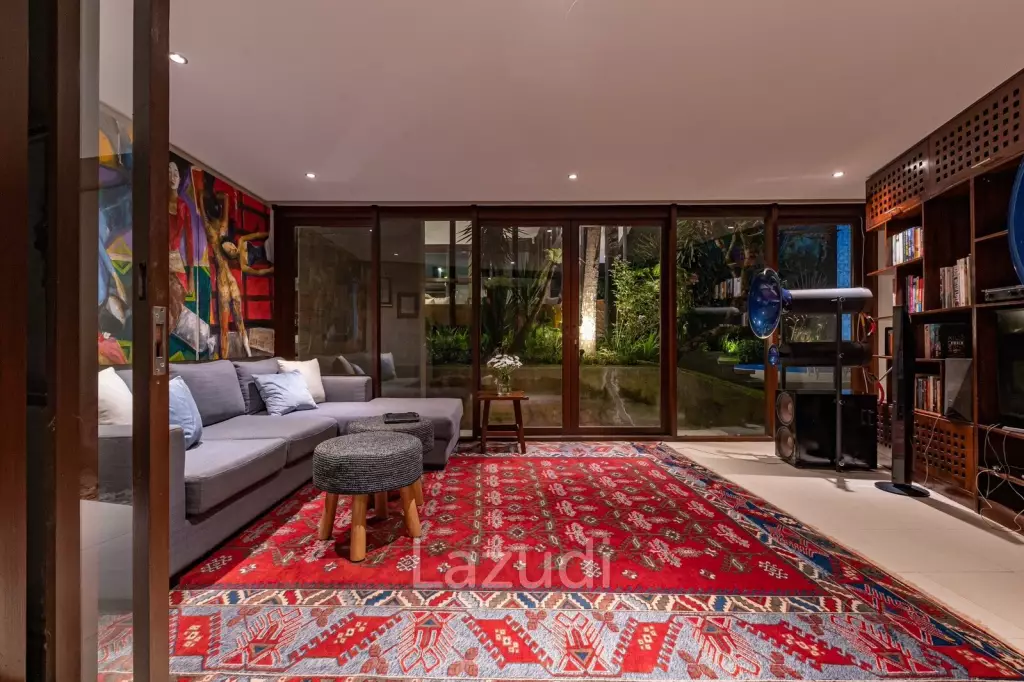 Impressive Freehold Gem in Batu Bolong