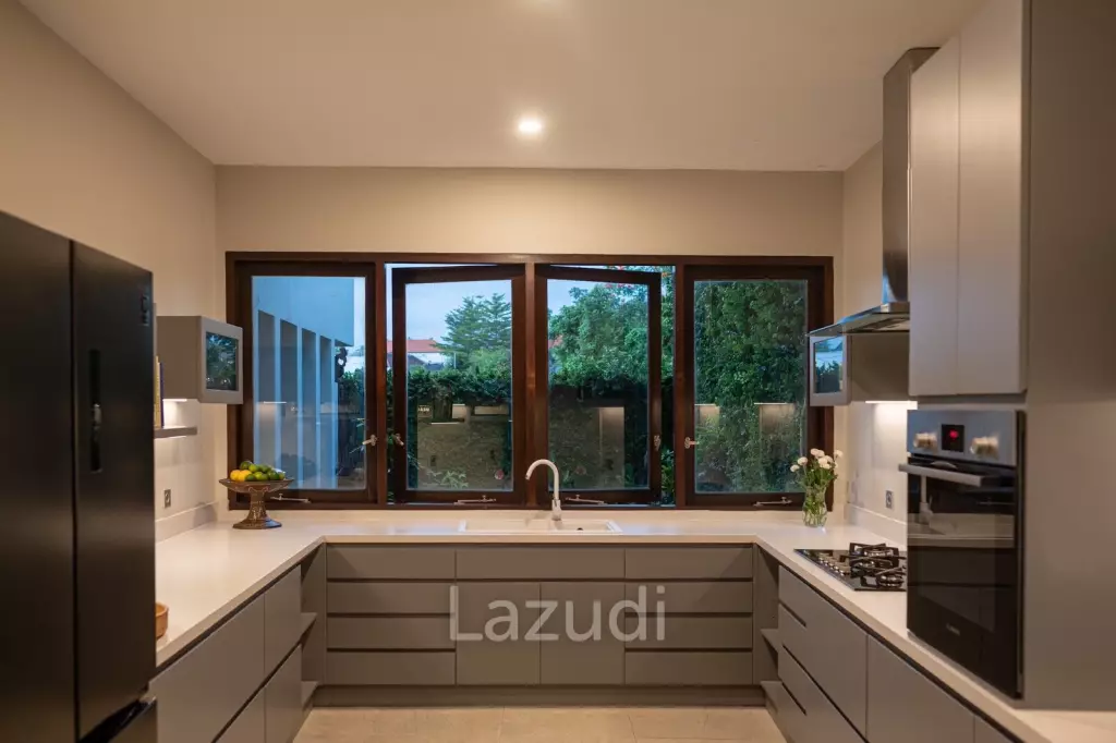 Impressive Freehold Gem in Batu Bolong