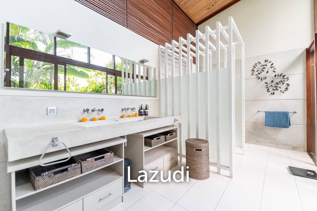 Impressive Freehold Gem in Batu Bolong