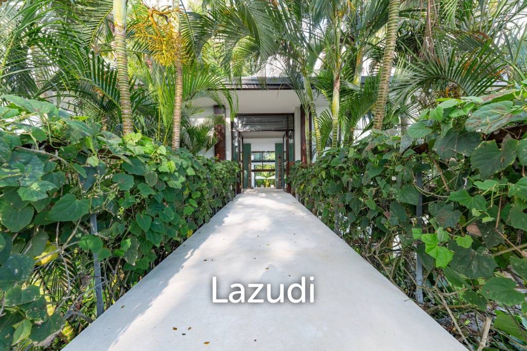 Impressive Freehold Gem in Batu Bolong