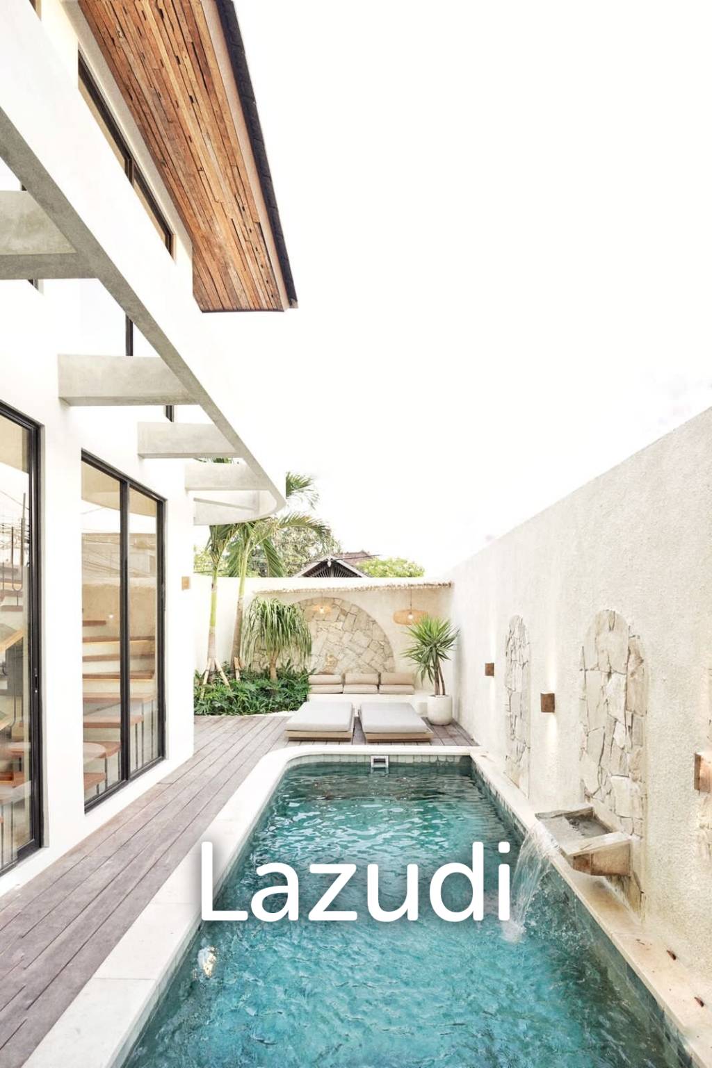 Modern 4 Bed Villa For Sale in Seminyak