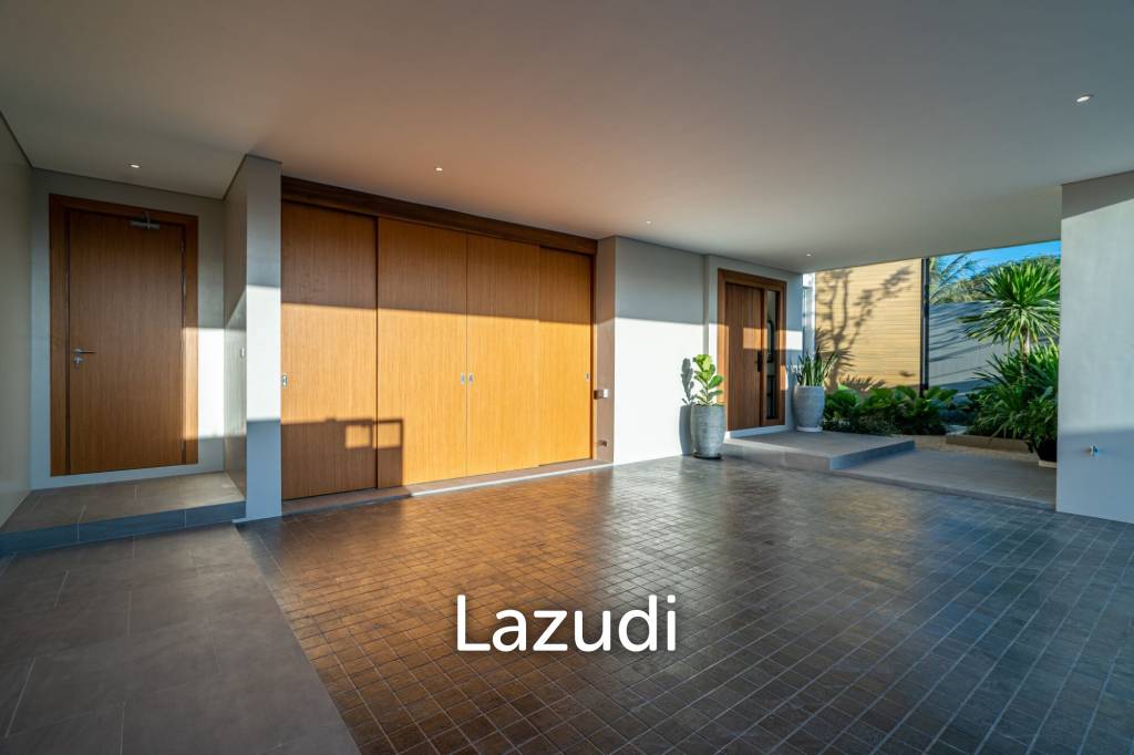 3 Beds 3 Baths 445.70 SQ.M Alinda Villas
