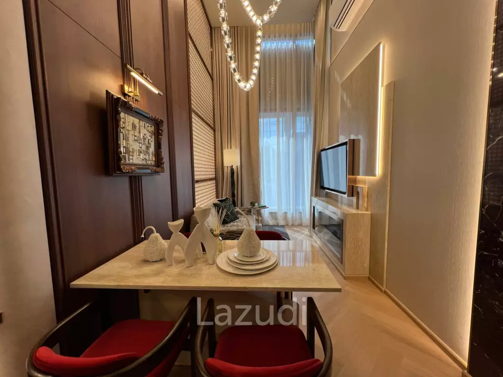 2 Bed 1 Bath Duplex 43.5 SQ.M Rhythm Charoennakhon Iconic