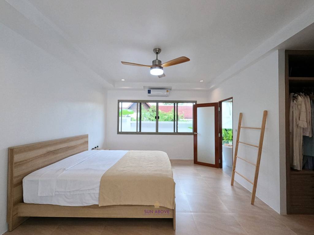 3 Bedroom Pool Villa in Paklok, near Mission Hills Golf Course Phuket