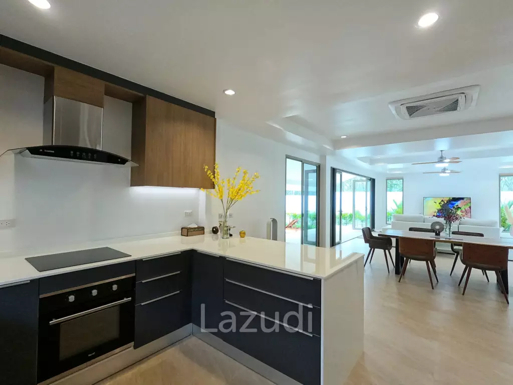 3 Bedroom Pool Villa in Paklok, near Mission Hills Golf Course Phuket
