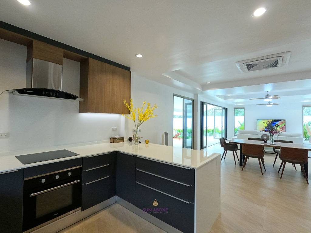 3 Bedroom Pool Villa in Paklok, near Mission Hills Golf Course Phuket