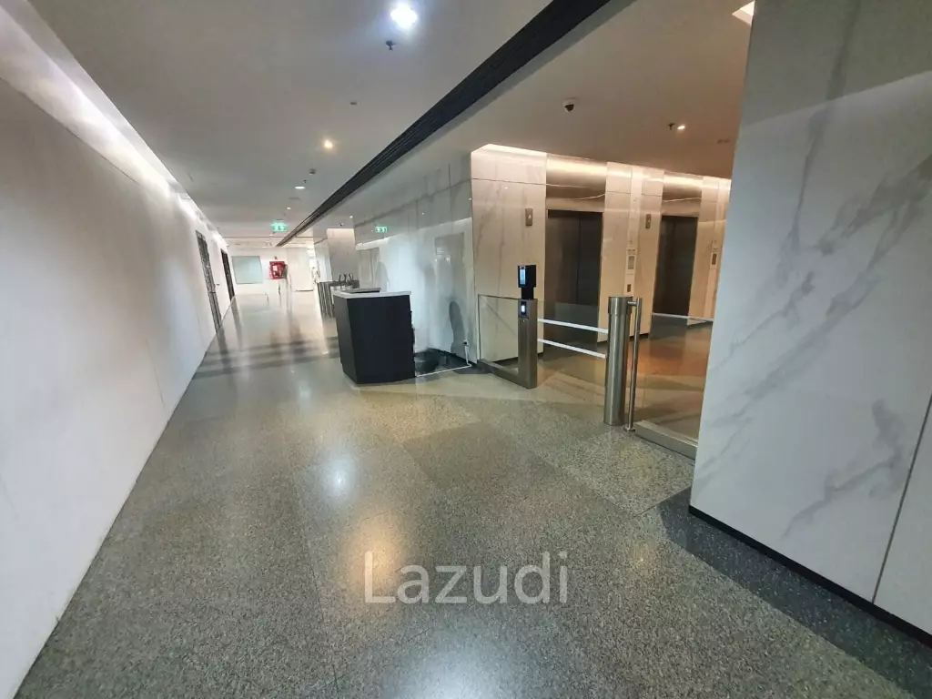 24 SQ.M Retail Space on Interlink Tower Bangna Ground Floor