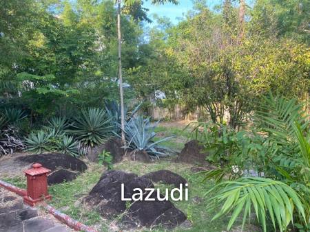 Serene Luxury Unveiled: 400 sqm Villa on 1600 sqm  with Rock-Embedded Pool and Picturesque Park Views