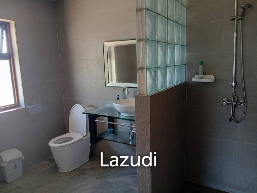 Serene Luxury Unveiled: 400 sqm Villa on 1600 sqm  with Rock-Embedded Pool and Picturesque Park Views