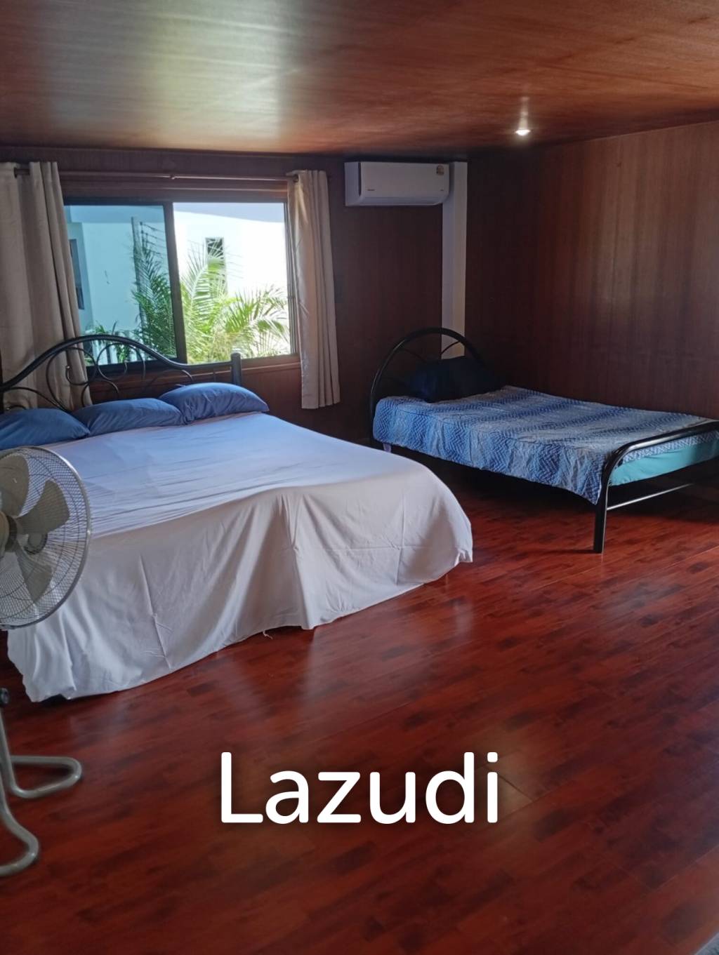 Serene Luxury Unveiled: 400 sqm Villa on 1600 sqm  with Rock-Embedded Pool and Picturesque Park Views