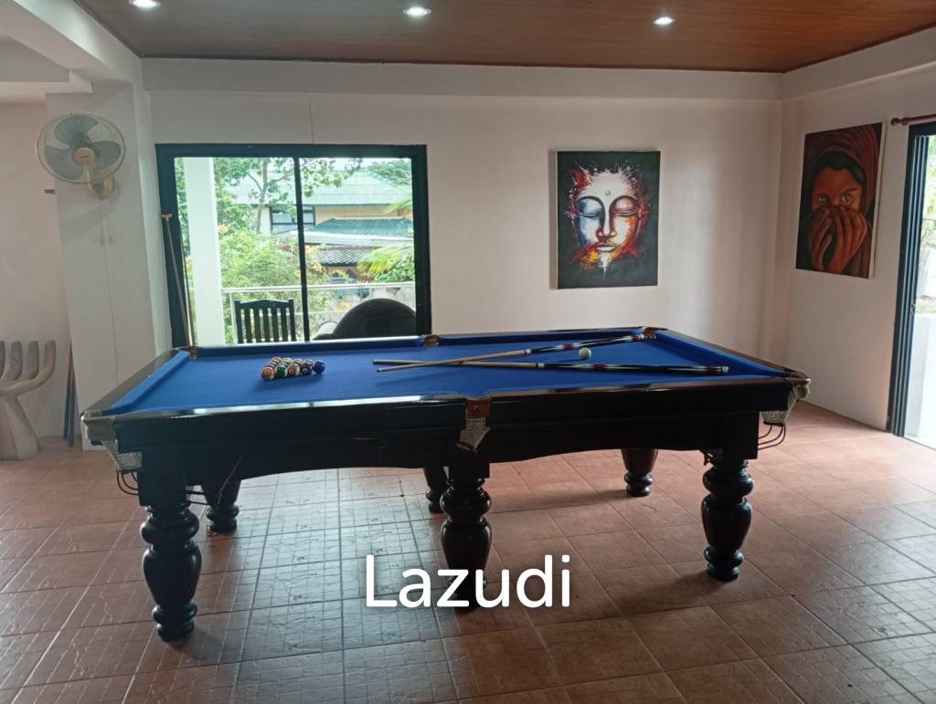 Serene Luxury Unveiled: 400 sqm Villa on 1600 sqm  with Rock-Embedded Pool and Picturesque Park Views