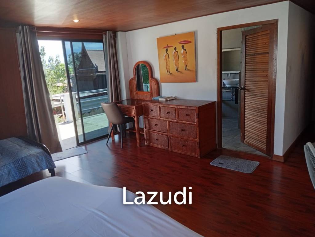 Serene Luxury Unveiled: 400 sqm Villa on 1600 sqm  with Rock-Embedded Pool and Picturesque Park Views