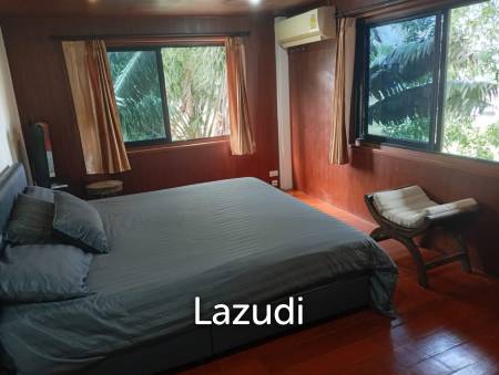 Serene Luxury Unveiled: 400 sqm Villa on 1600 sqm  with Rock-Embedded Pool and Picturesque Park Views