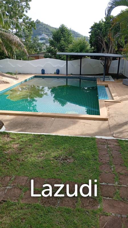 Serene Luxury Unveiled: 400 sqm Villa on 1600 sqm  with Rock-Embedded Pool and Picturesque Park Views