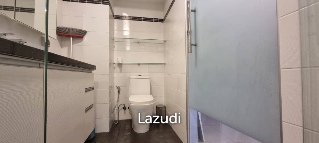 Studio 1 Bath 46.5 SQ.M. Park Royal 2