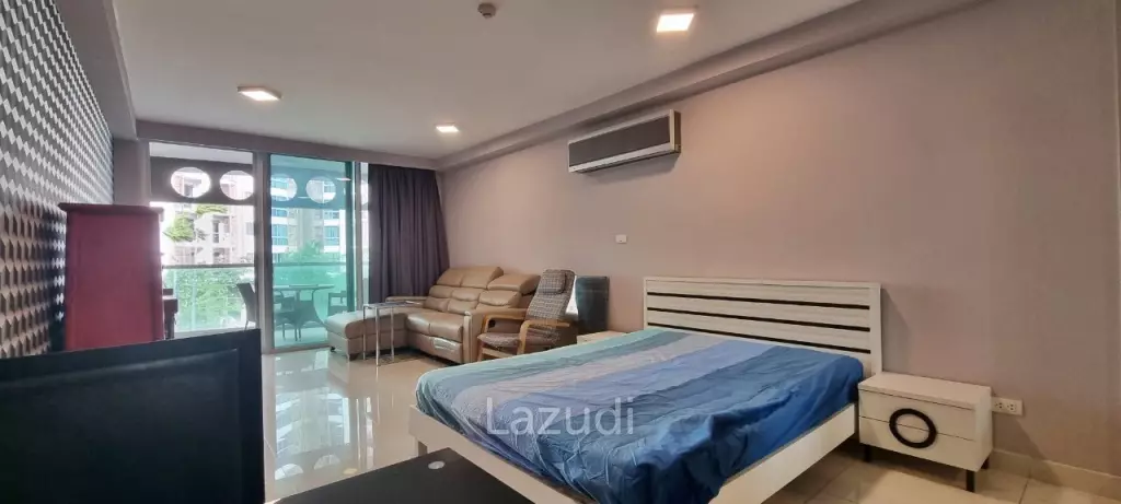 Studio 1 Bath 46.5 SQ.M. Park Royal 2